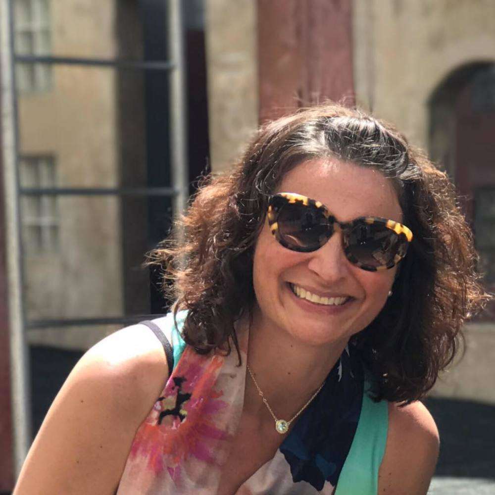 Meet your Posher, Connie