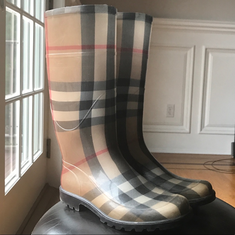 Burberry rain boots US size 7 - Picture 1 of 4