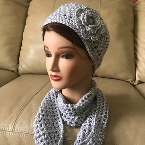 Beautiful crochet hat with infinity scarf