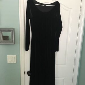 Maxi velvet dress size medium