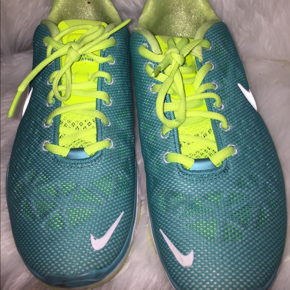 Turquoise Nike Free Tri Fit Breathe 3