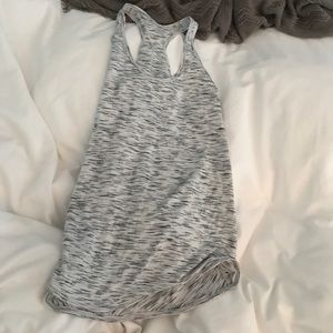 Lululemon running tank, size 6
