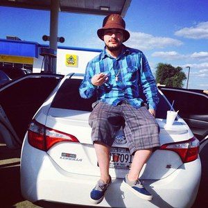 Meet your Posher, Aye