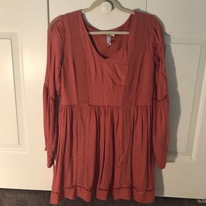 Francesca's pink peasant long sleeve dress
