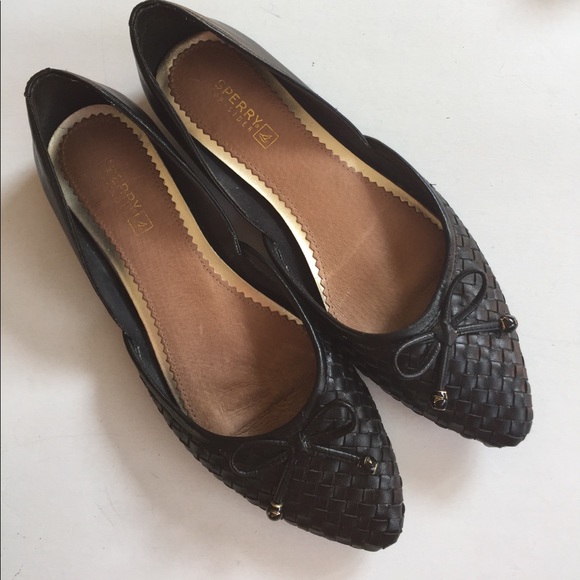 Sperry Shoes - EUC Sperry Top-Sider leather flats