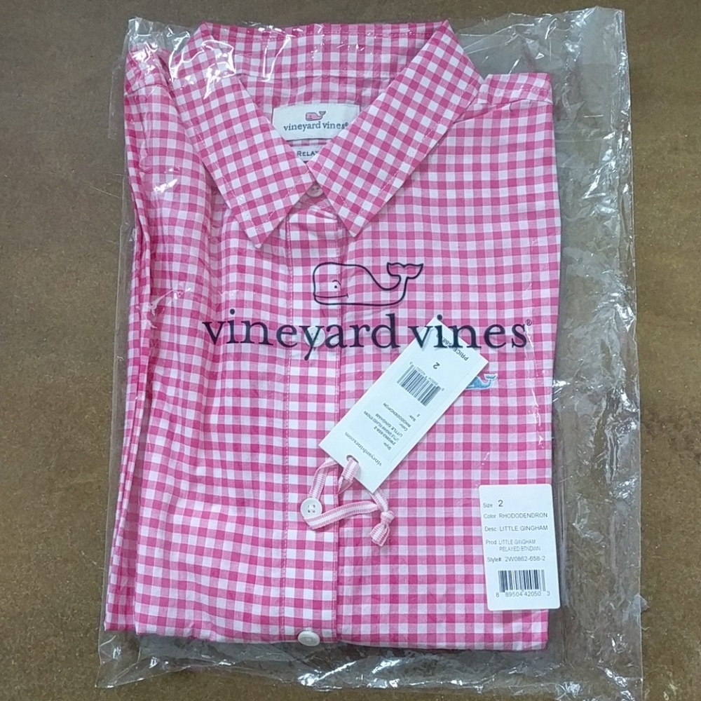 Women's long sleeve Vineyard Vines button down