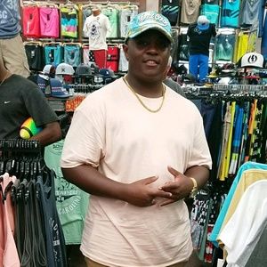 Meet your Posher, Jonathan