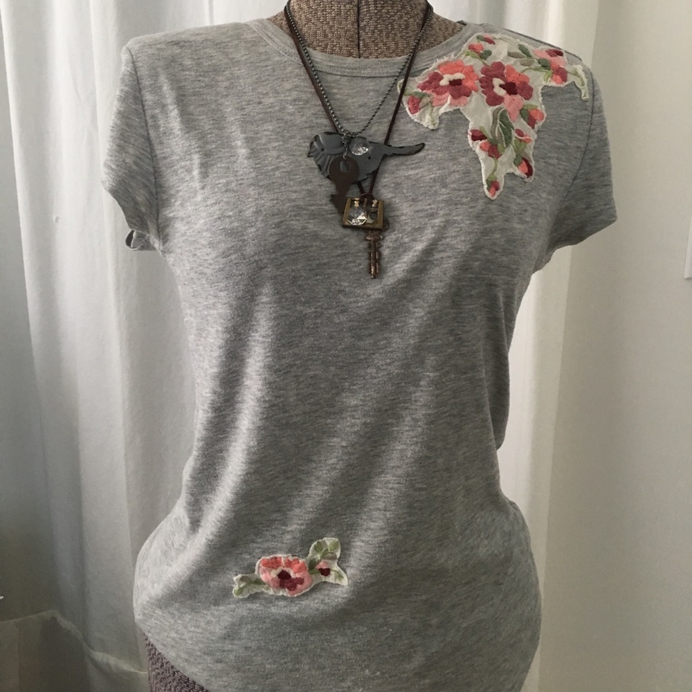 No Boundaries T-shirt (up cycled)