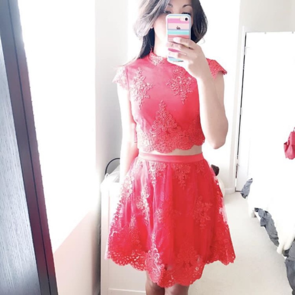 A.drea 2 pcs red lace cropped top and skirt dress