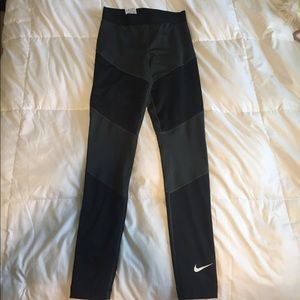 Nike Thermal running leggings