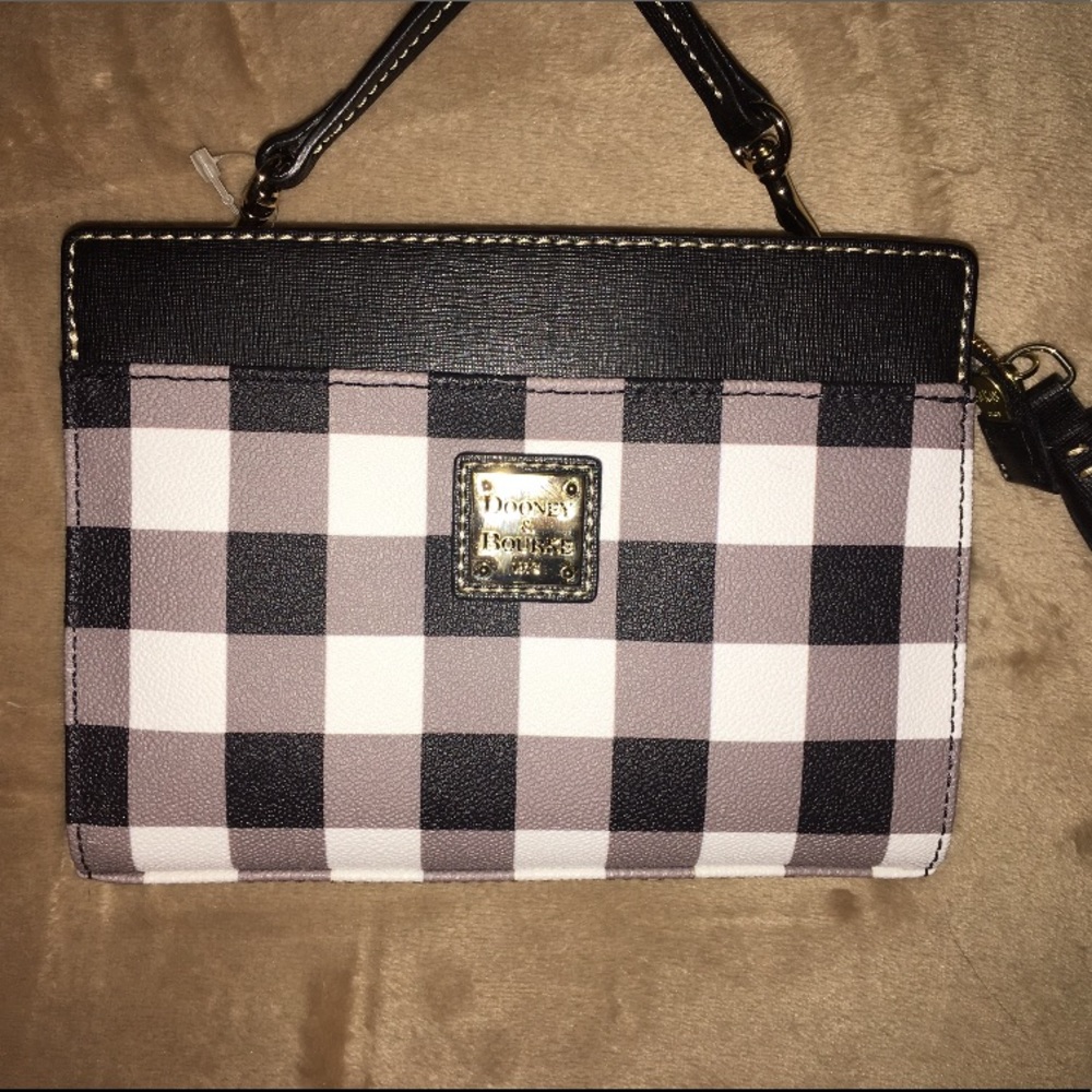 100% AUTHENTIC DOONEY & BOURKE KENZIE CROSSBODY