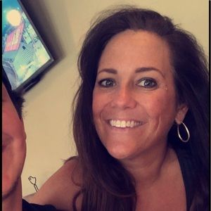 Meet your Posher, Carrie