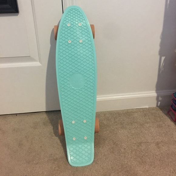 Tilly's Other - Penny Board PRICE IS NEGOTIABLE