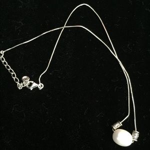 Silpada Designs simple Pearl necklace