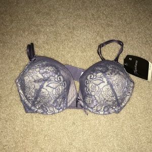 Bra- size 34E