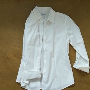 Woman's 3/4 sleeve Brooks Brothers button down