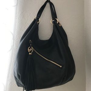 Micheal Kors black shoulder bag