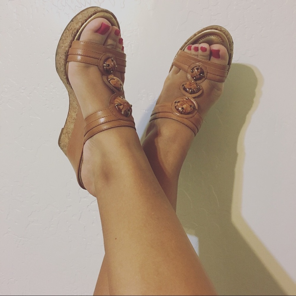 ~SOLD~ Sandal wedges