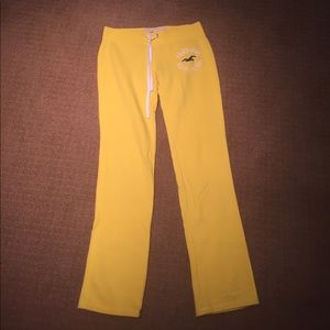 🔥Sale🔥 Women's Hollister Sweats