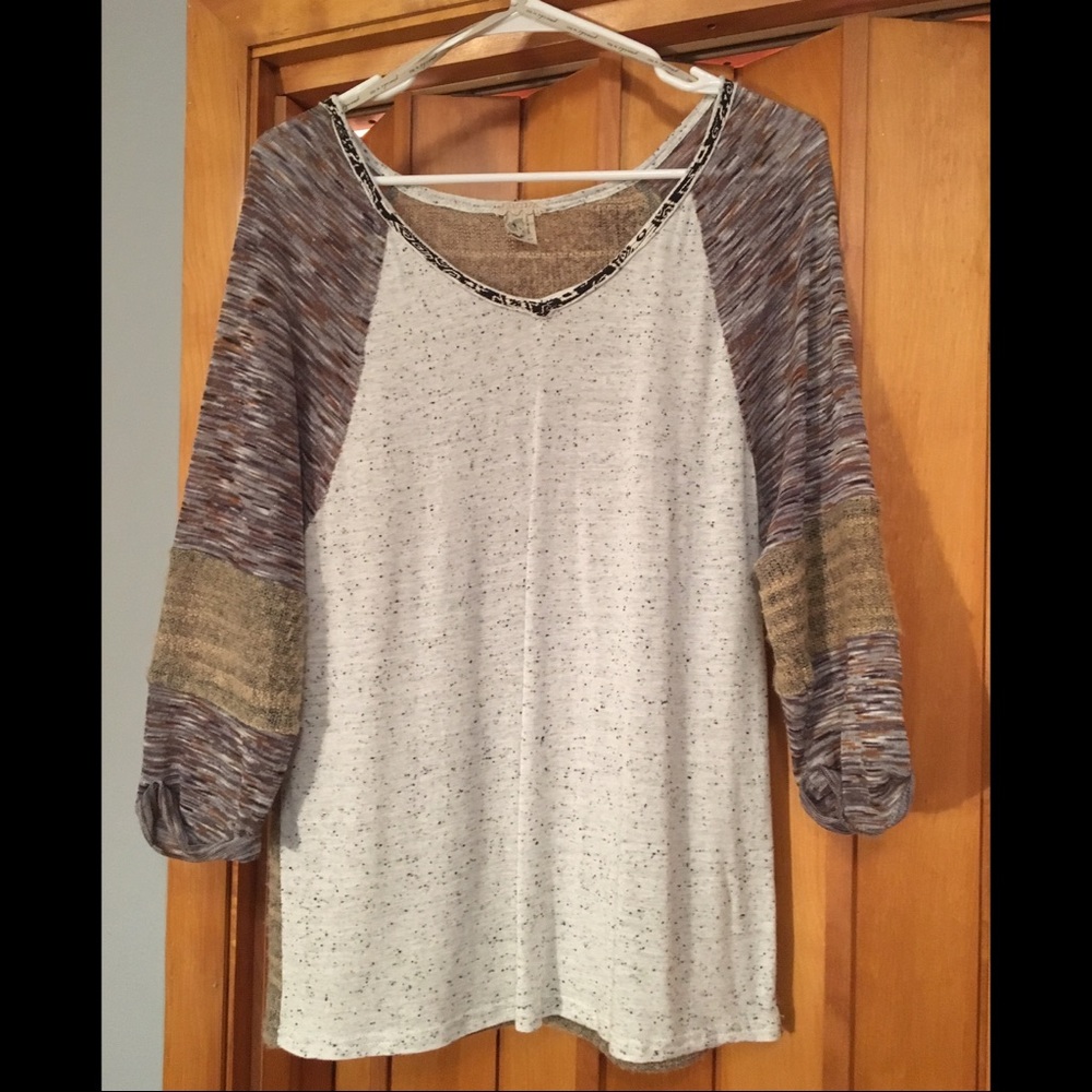 BKE 3/4 Sleeve sweater