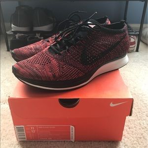Nike Flyknit Racer