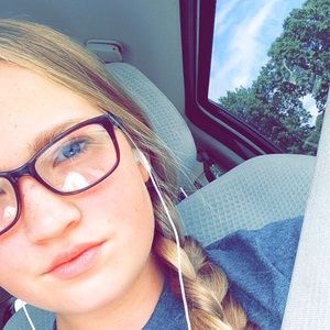 Meet your Posher, Kaylee