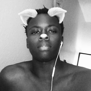 Meet your Posher, Lewis