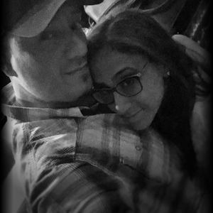 Meet your Posher, Cesar