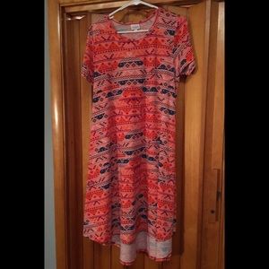 LuLaRoe Carly and Leggings Outfit!