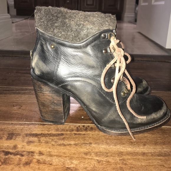 STEVE MADDEN FREEBIRD BOOTIES - Picture 3 of 4