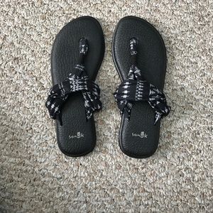 Sanuk sandals