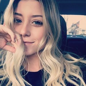 Meet your Posher, Zoe