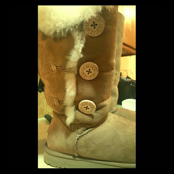 UGG Australia boots - Picture 1 of 2