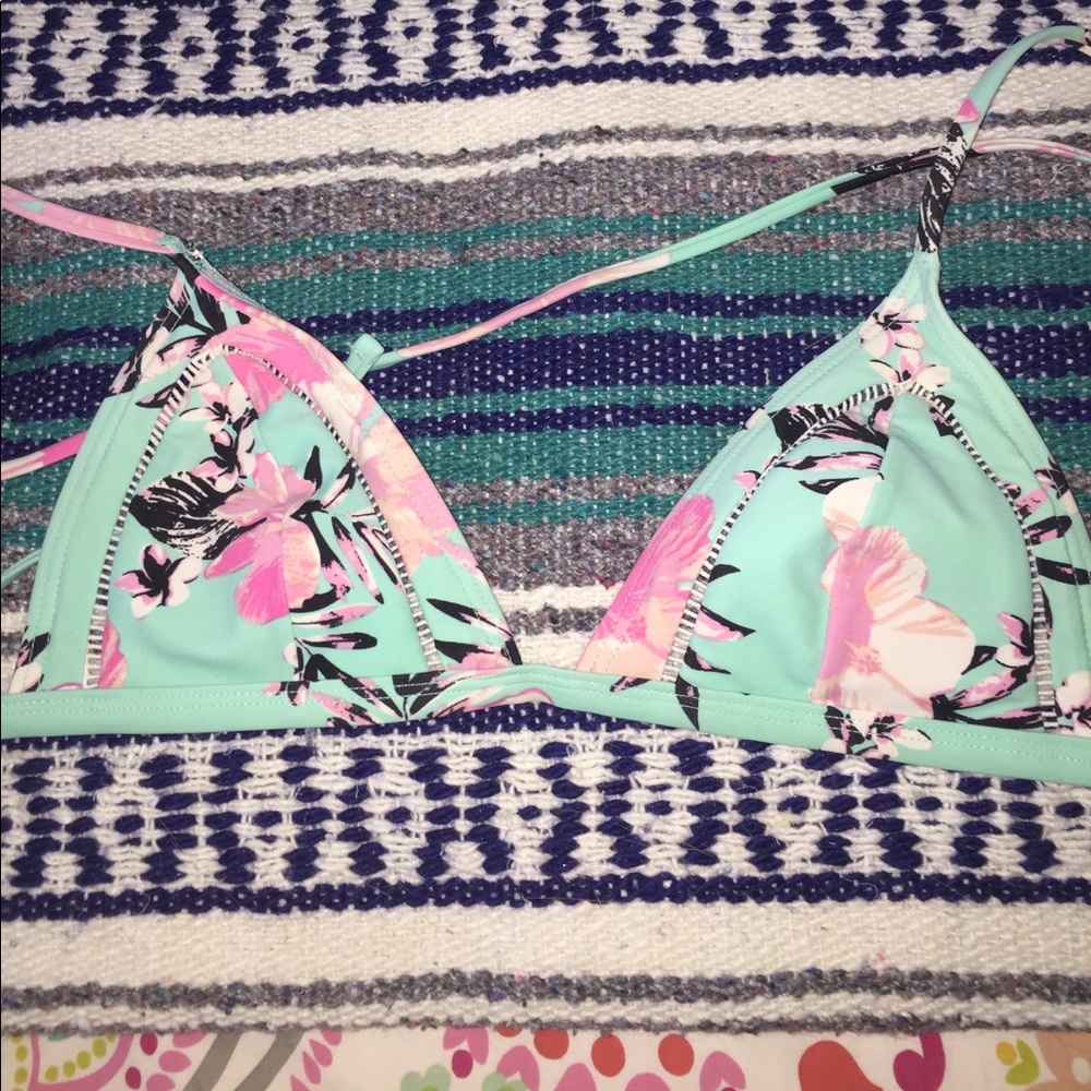 Ripcurl bikini top