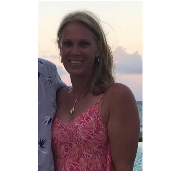 Meet your Posher, Cathy - Picture 1 of 1