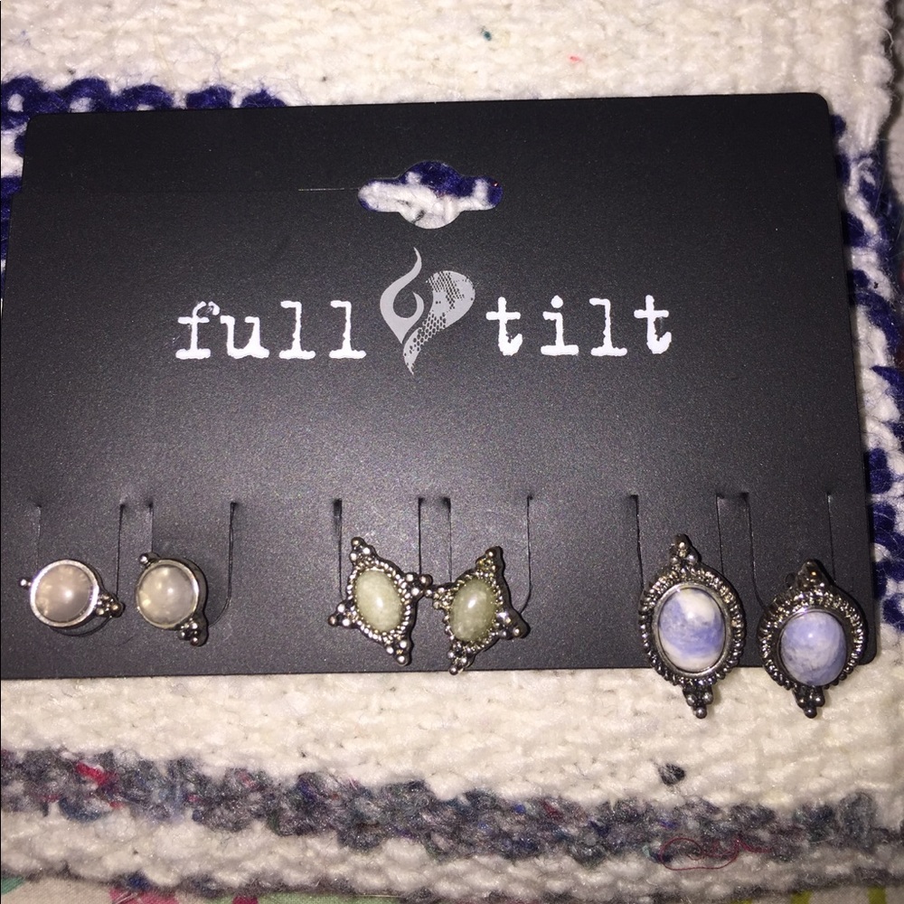 Earring set