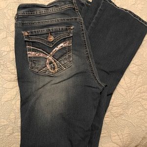 Wallflower jeans