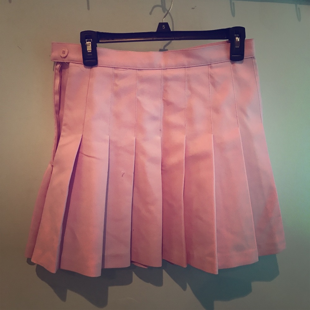 High waisted pleated skirt