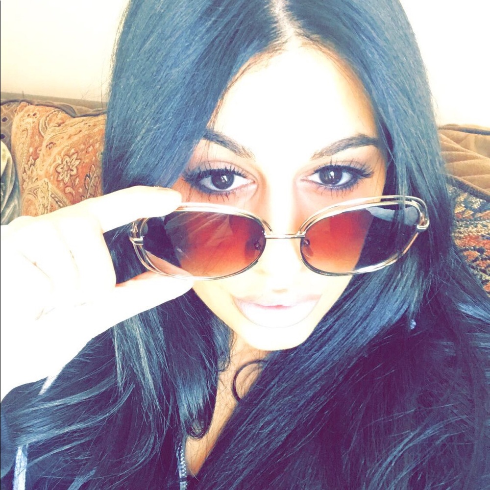 Meet your Posher, Jessica