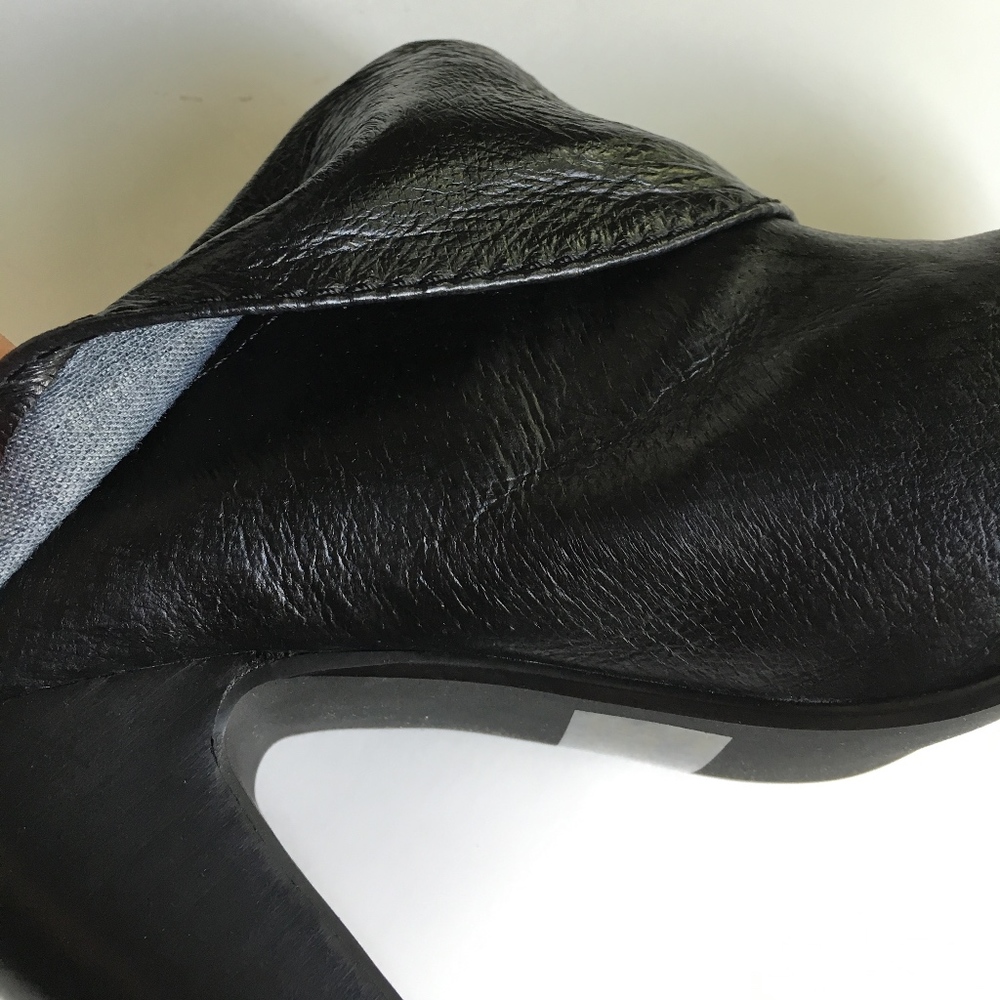 STEVE MADDEN BLACK LEATHER SLIP ON HEELS SIZE 8M - Picture 8 of 8
