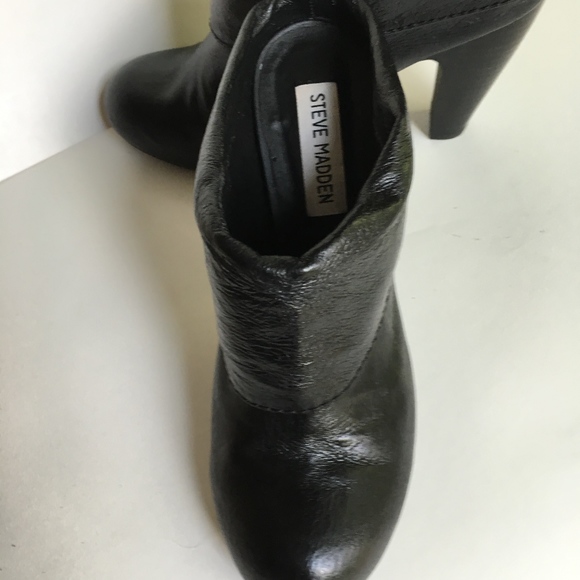 STEVE MADDEN BLACK LEATHER SLIP ON HEELS SIZE 8M - Picture 6 of 8