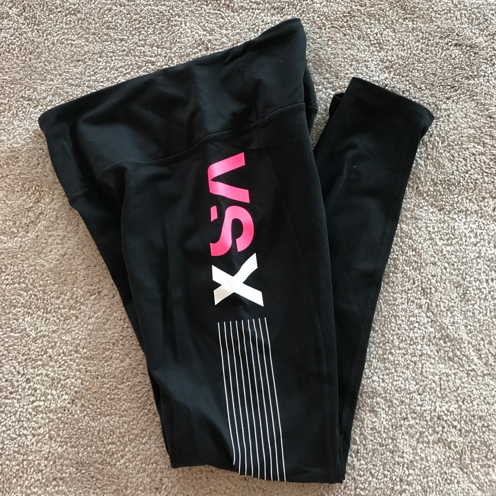 Knock out tight by Victoria secret sport short
