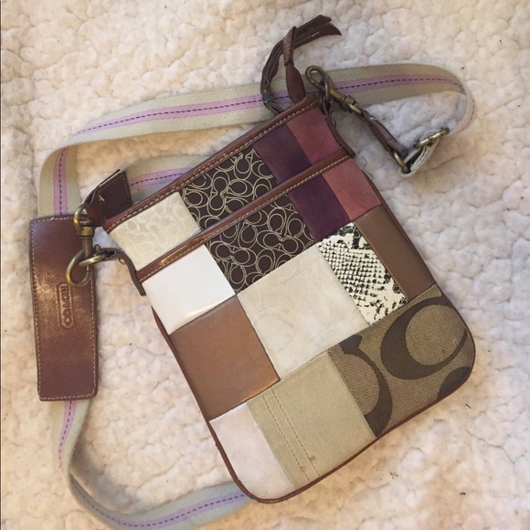Authentic Coach patchwork crossbody bag - Picture 1 of 7