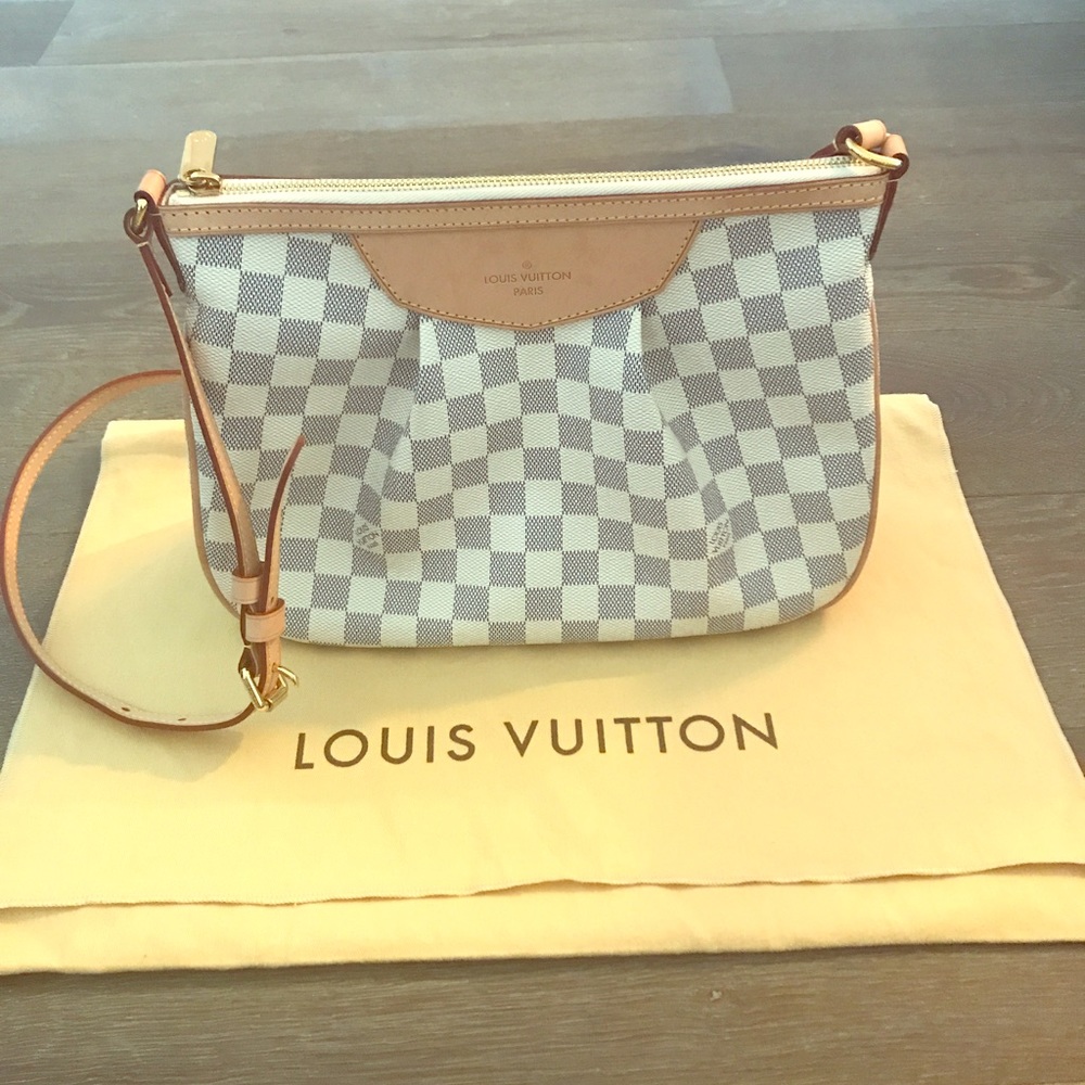 Louis Vuitton Siracusa PM