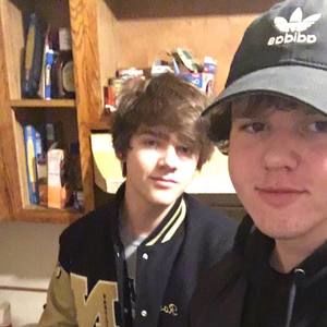 Meet your Posher, Andrew