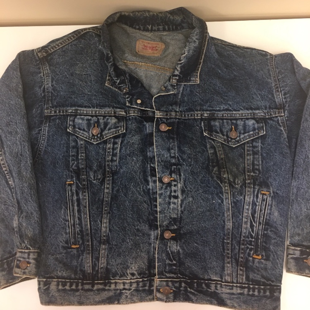 Vintage Levi's Denim jacket size medium