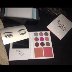 Kylie cosmetics , Valentines Edition