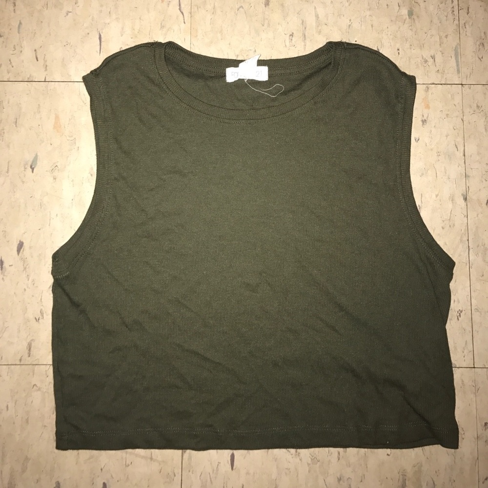 Crop top