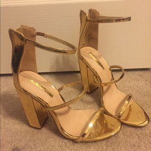LULUS GOLD ANKLE STRAP HEELS