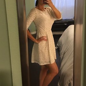 Cute cream dress, elastic waistline